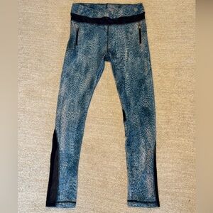 Therapy Apparel Leggings High Waisted with Horizontal Mesh Blue Pattern Size L